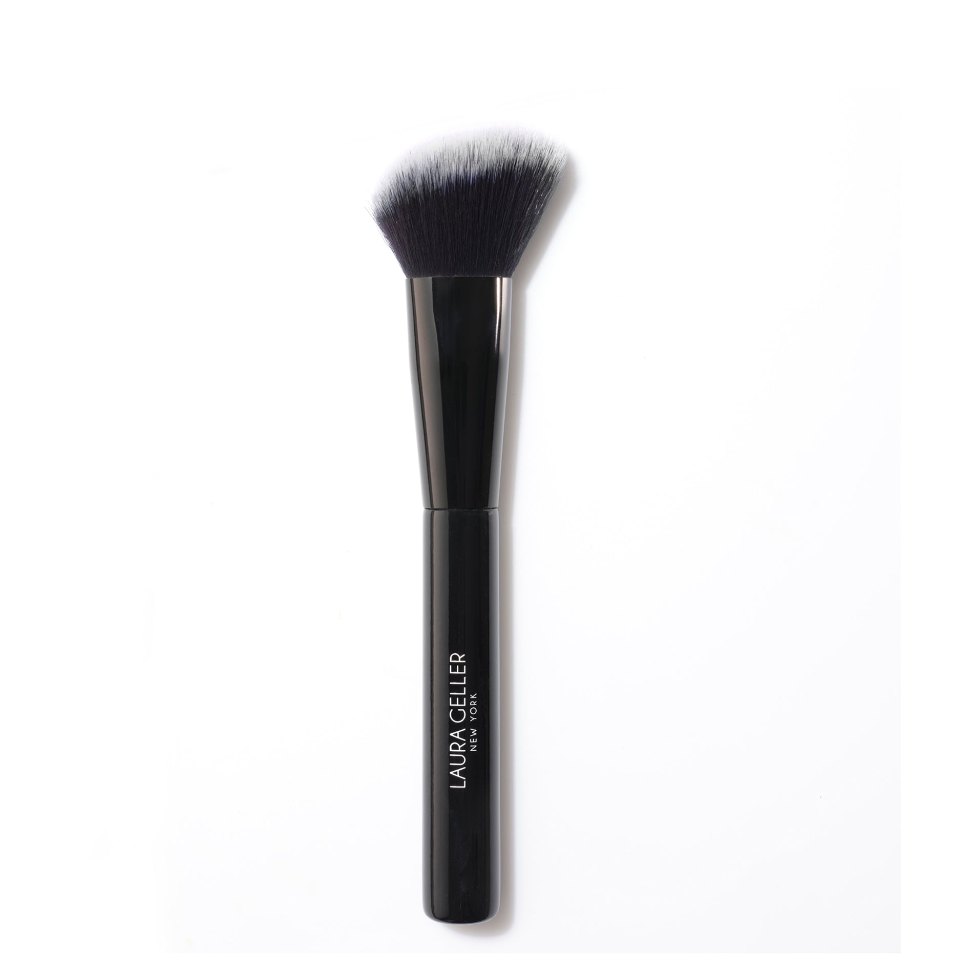 0008003_ANGLED_BLUSH_BRUSH_1500x1500_fb96247f-79a9-459f-93d1-8e0184ab09ce