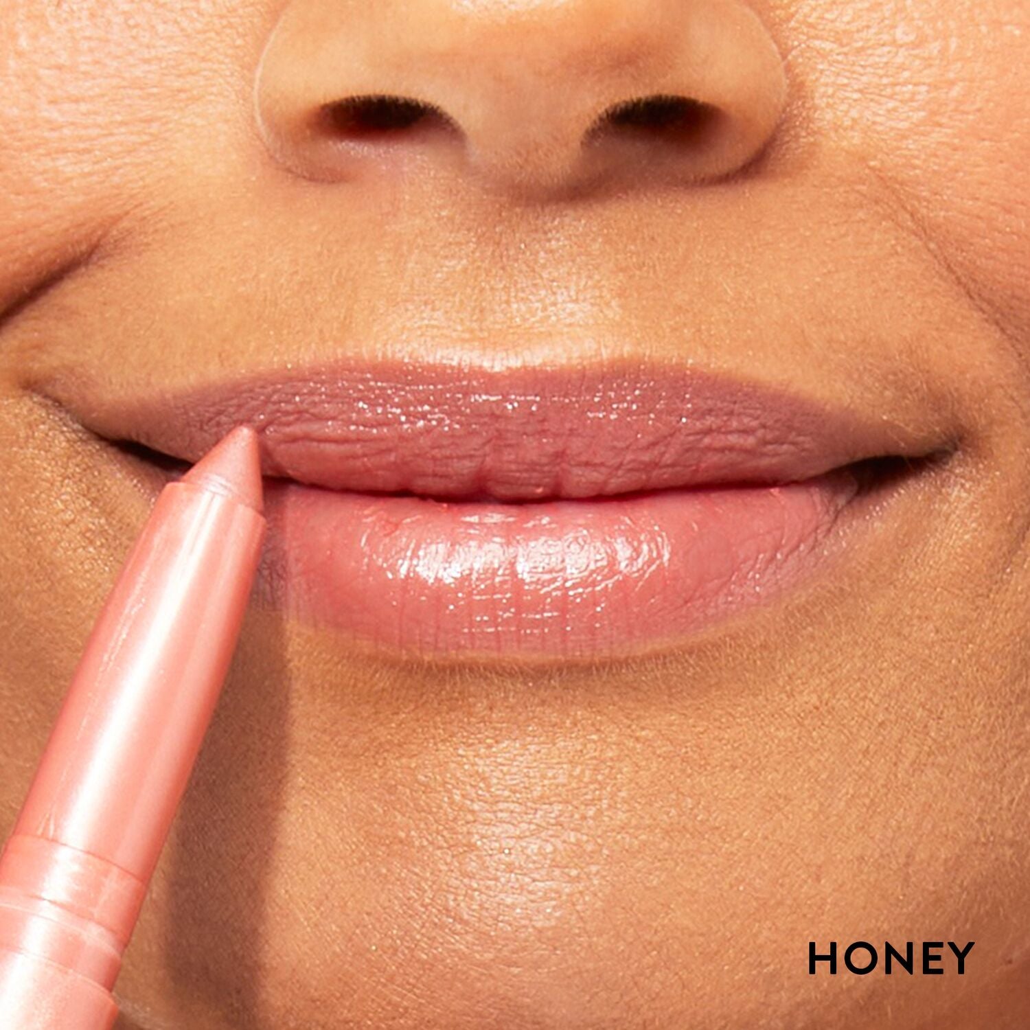 KajalLipColor_Modelmacroshotw_callout_Honey-ECommerce_JPG