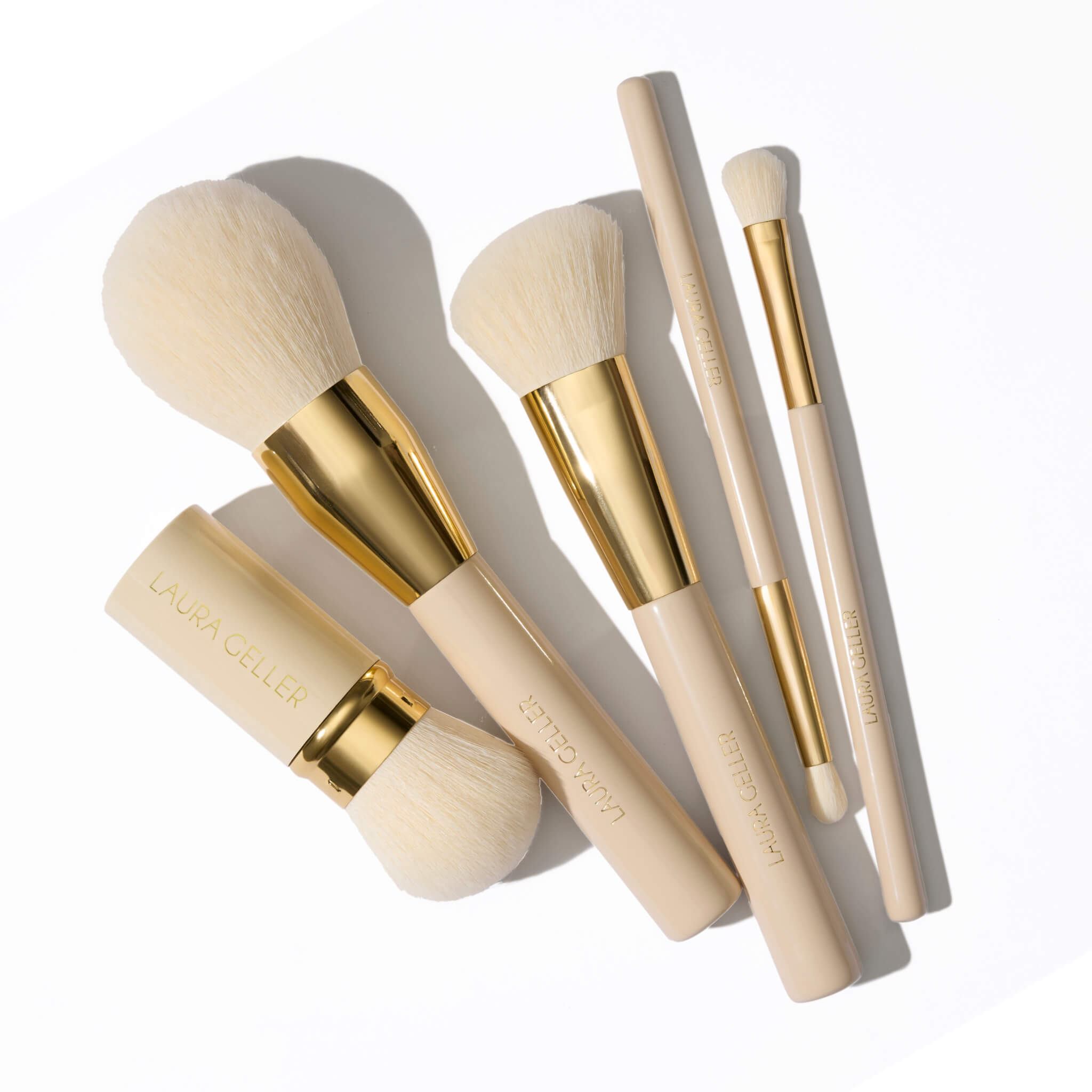 LG_Holiday2024_5PCFullFaceBrushSet_Lifestyle1_0ba2b095-7e63-4841-b80e-da9dcf44c2c5