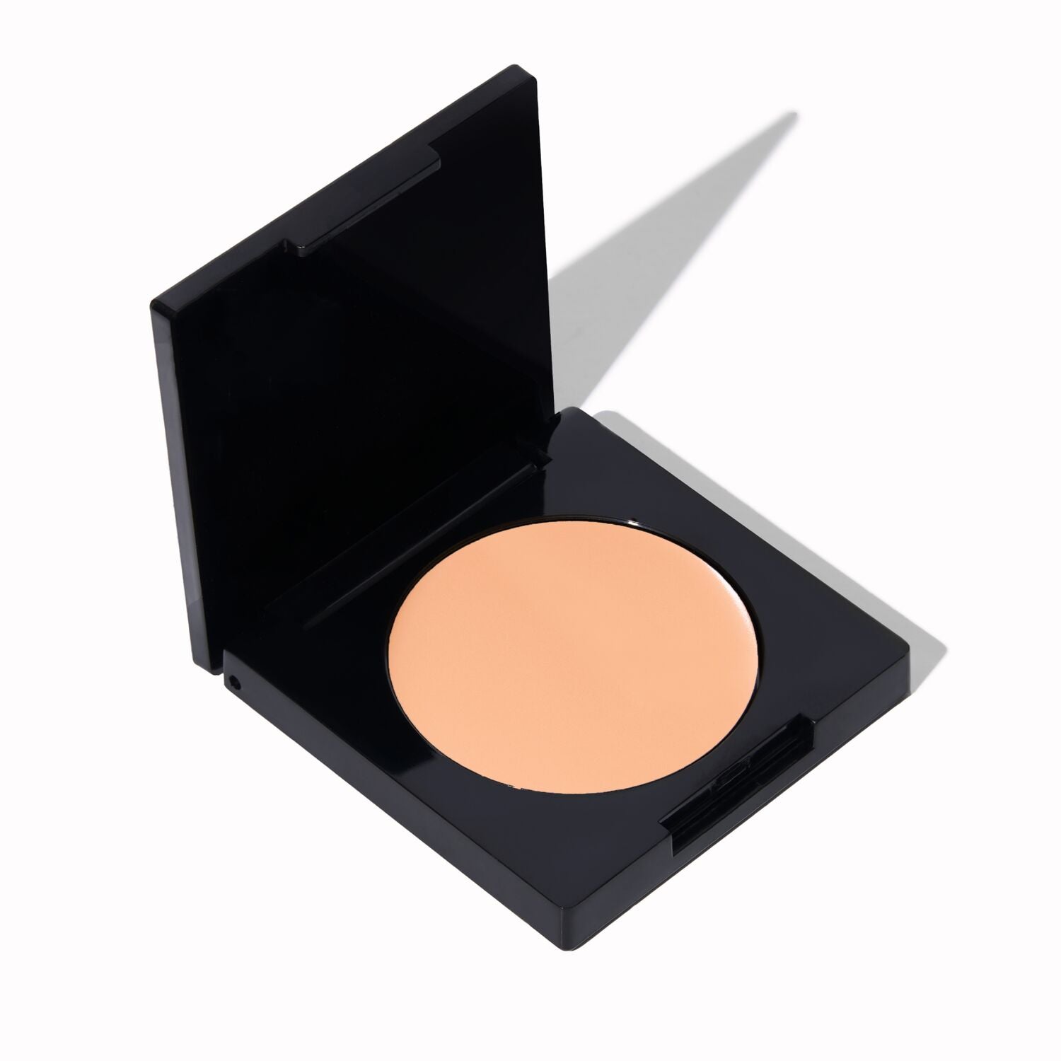 LG_Seamless_Full_Coverage_Concealer_PDP_Fenty_Shot_Porcelain-ECommerce_JPG